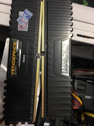 RAM desktop CORSAIR Vengeance LPX CMK8GX4M1A2666C16 (1x8GB) DDR4 2666MHz